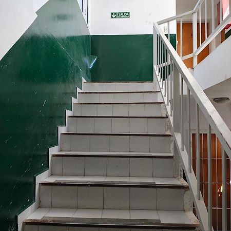 Appartement Acogedor Monoambiente Con Parking à Neuquén Extérieur photo
