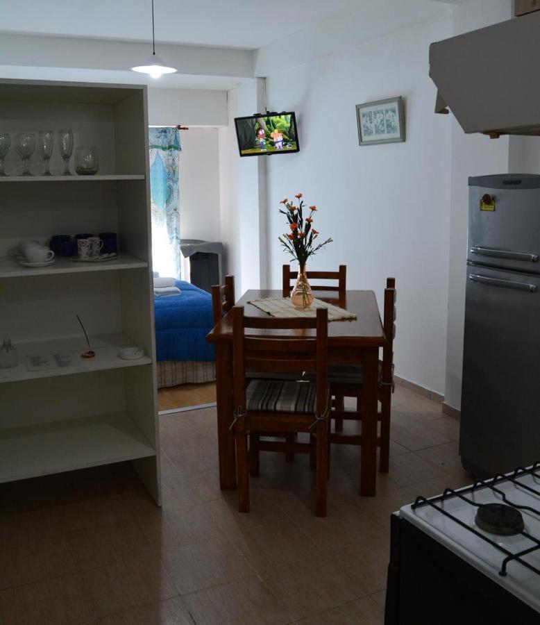 Appartement Acogedor Monoambiente Con Parking à Neuquén Extérieur photo